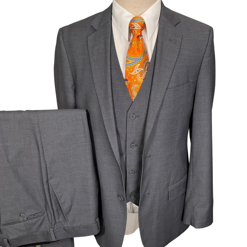 Pronto Uomo 3Pc Suit Mens 38L Charcoal Gray Neutral Executive Formal 2-Button